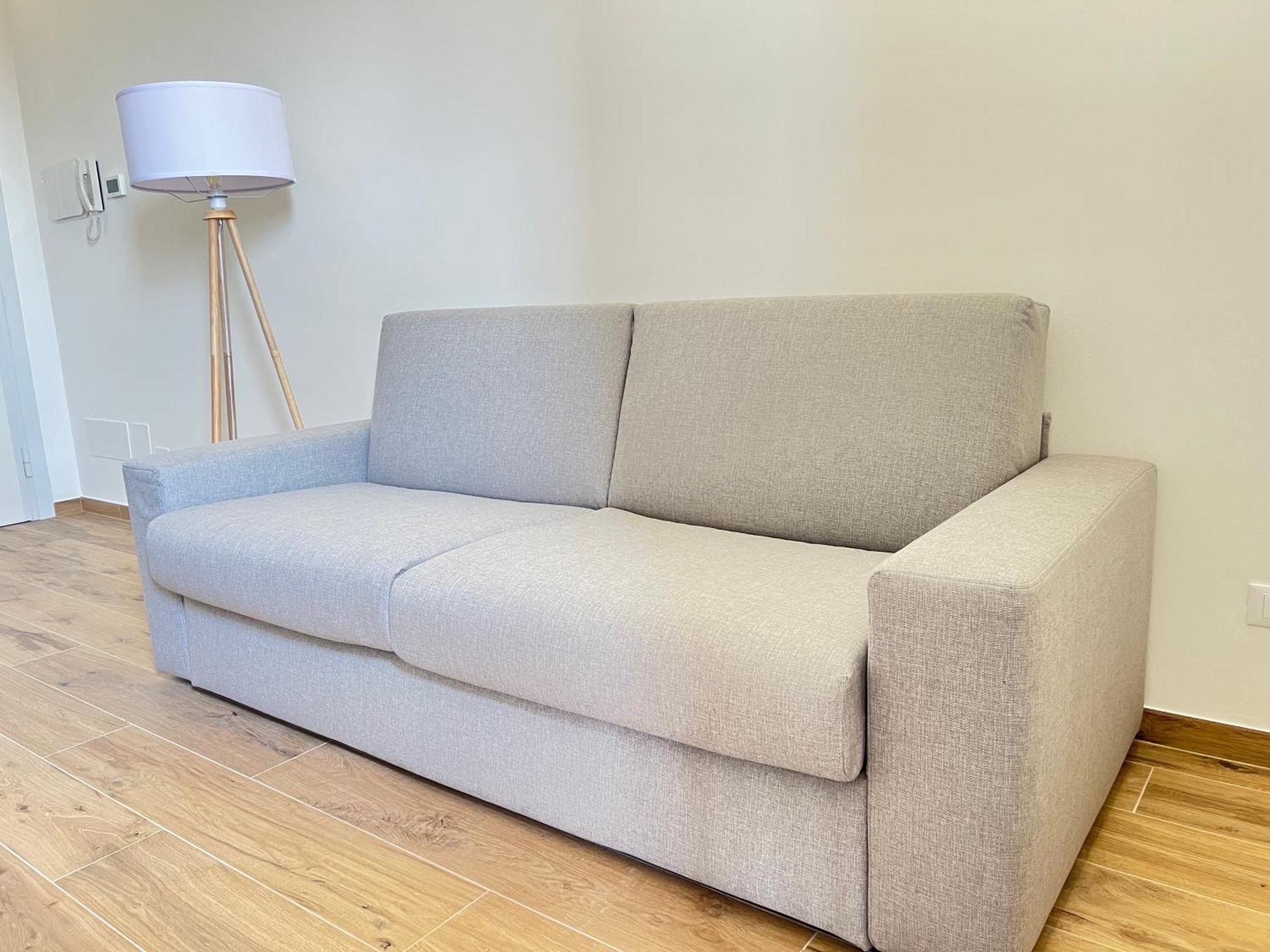 Gold Garda Desenzano Apartment Десенцано дел Гарда Екстериор снимка