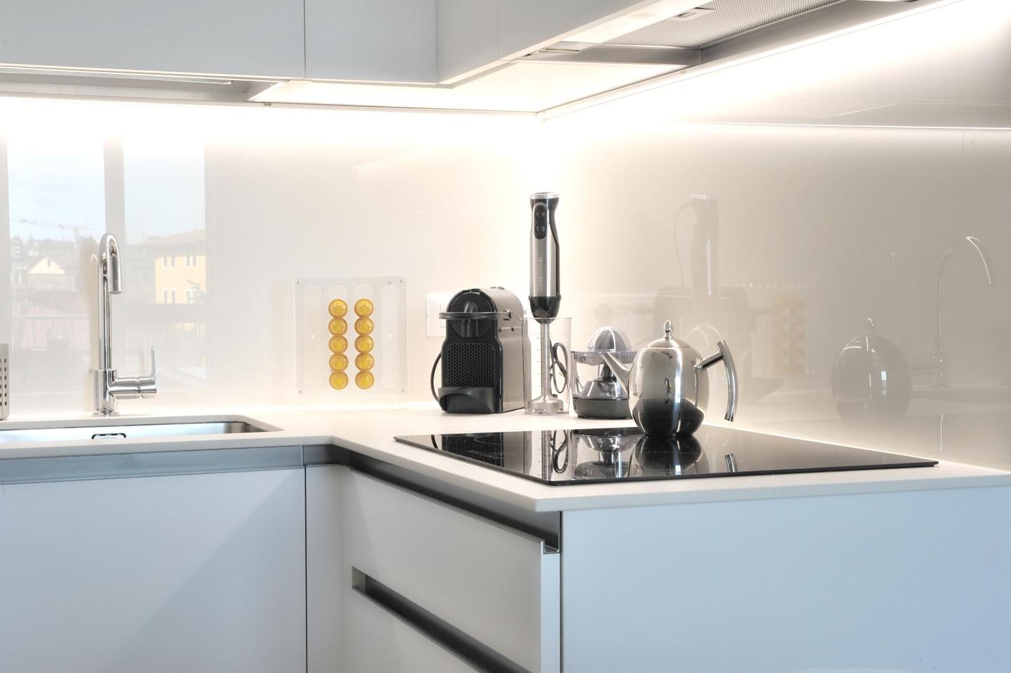 Gold Garda Desenzano Apartment Десенцано дел Гарда Екстериор снимка