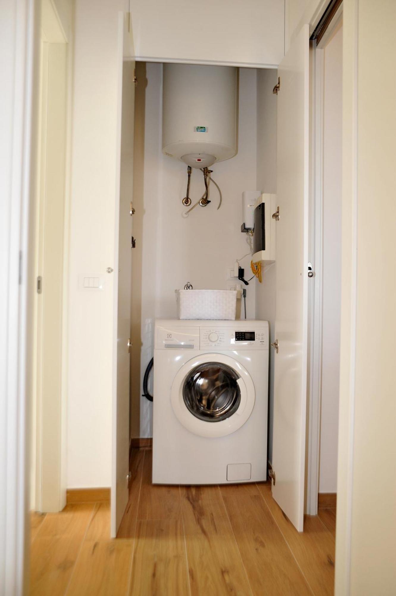 Gold Garda Desenzano Apartment Десенцано дел Гарда Екстериор снимка